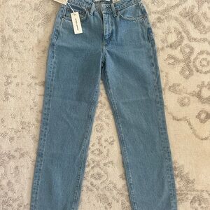 Aritzia: Denim Forum Jeans